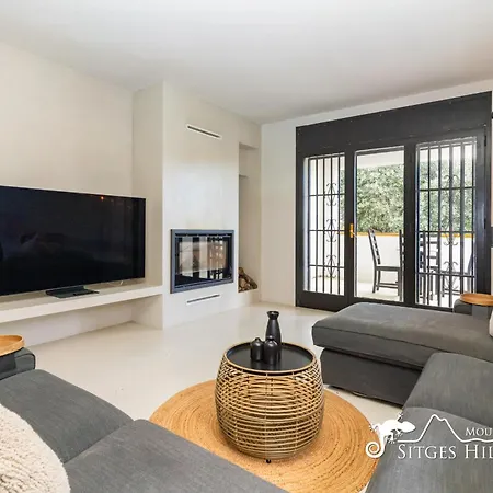 Caliza In With Private Pool And Large Garden - Air Conditioning In Bedroom *